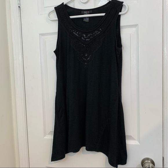 Embroidery & sequins Unique Black Tunic Size Medium - Picture 3 of 14